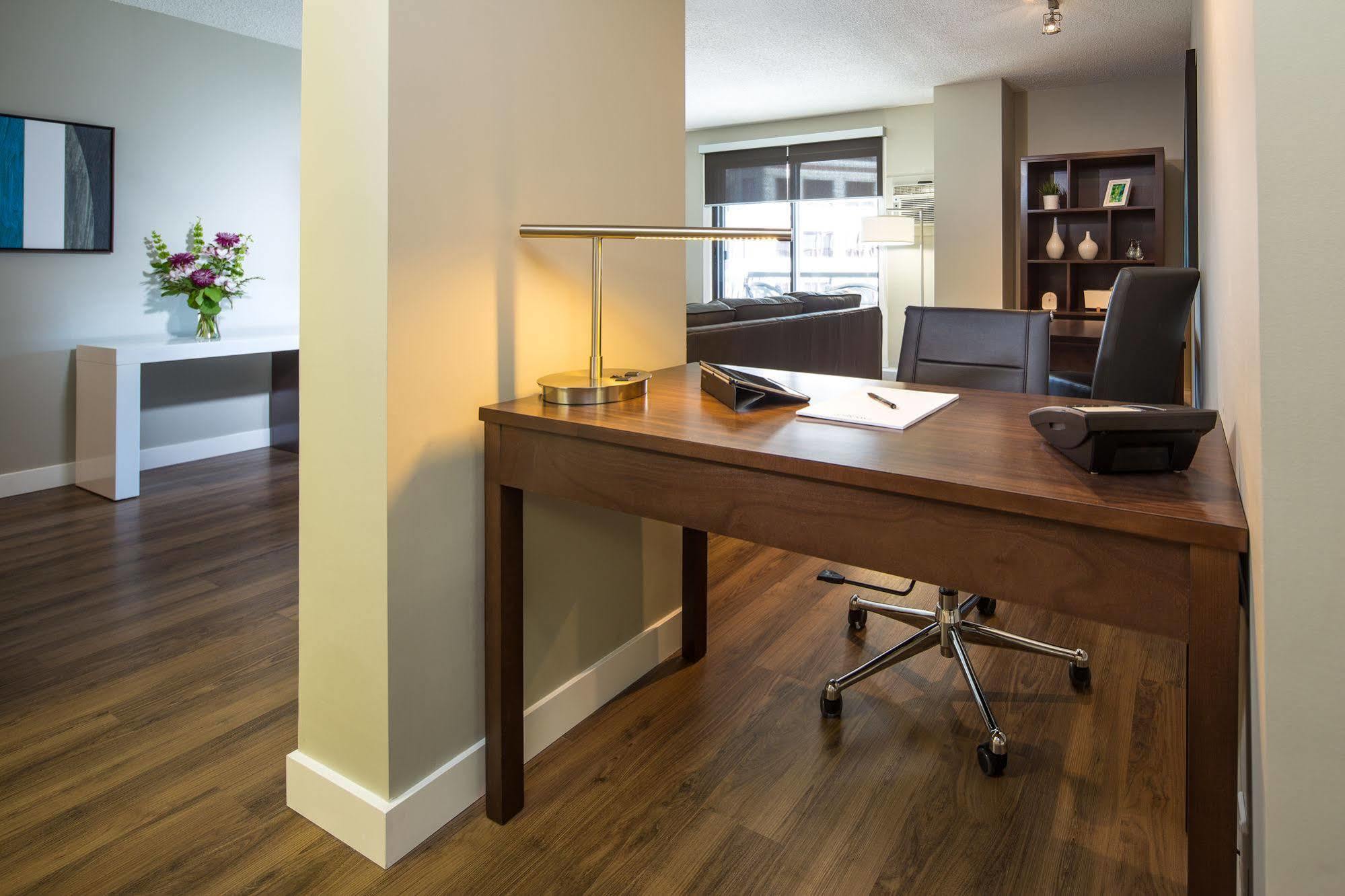 Execsuite Inc. Calgary Zewnętrze zdjęcie